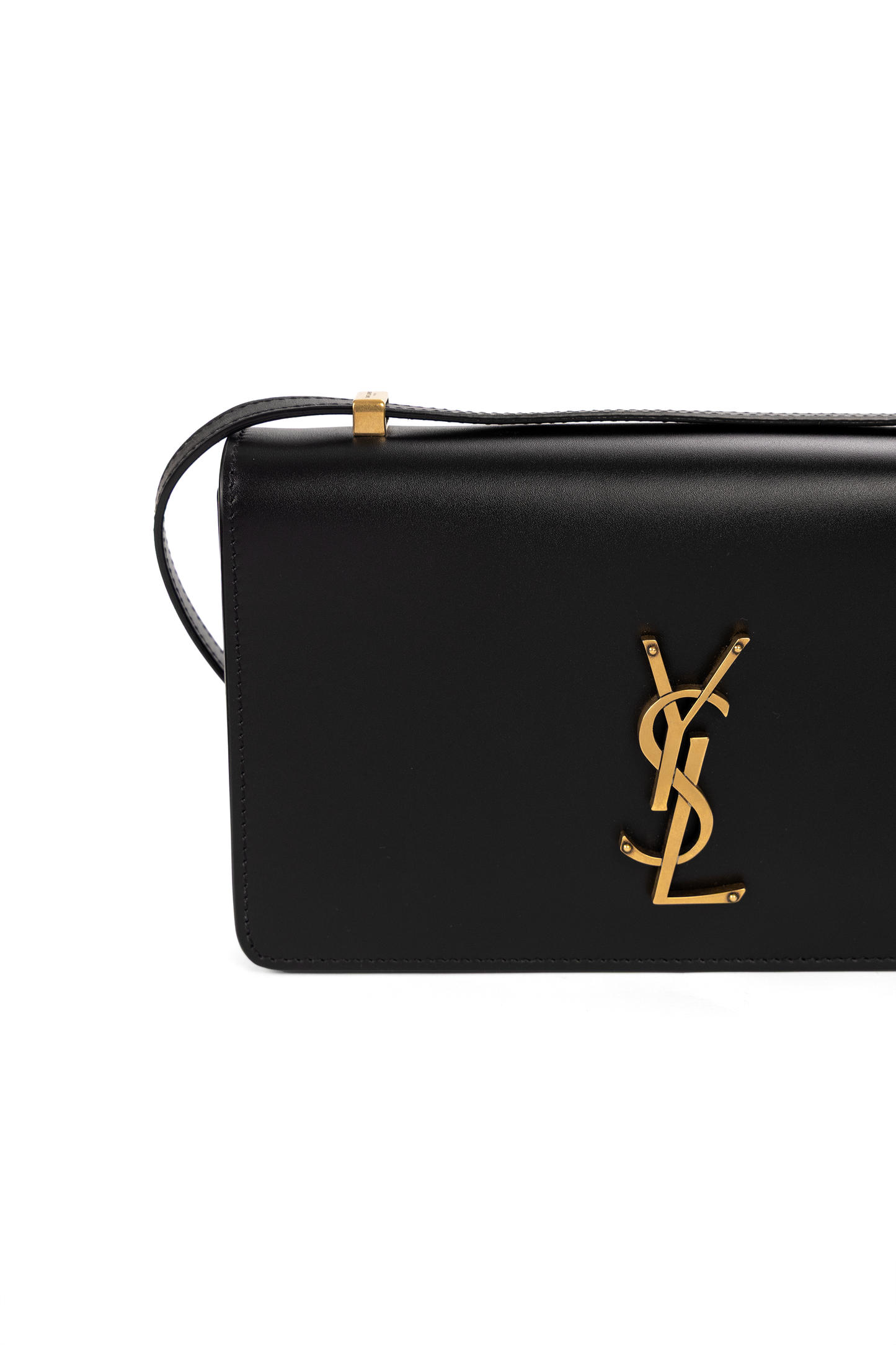 Yves Saint Laurent Dylan Bag in Black