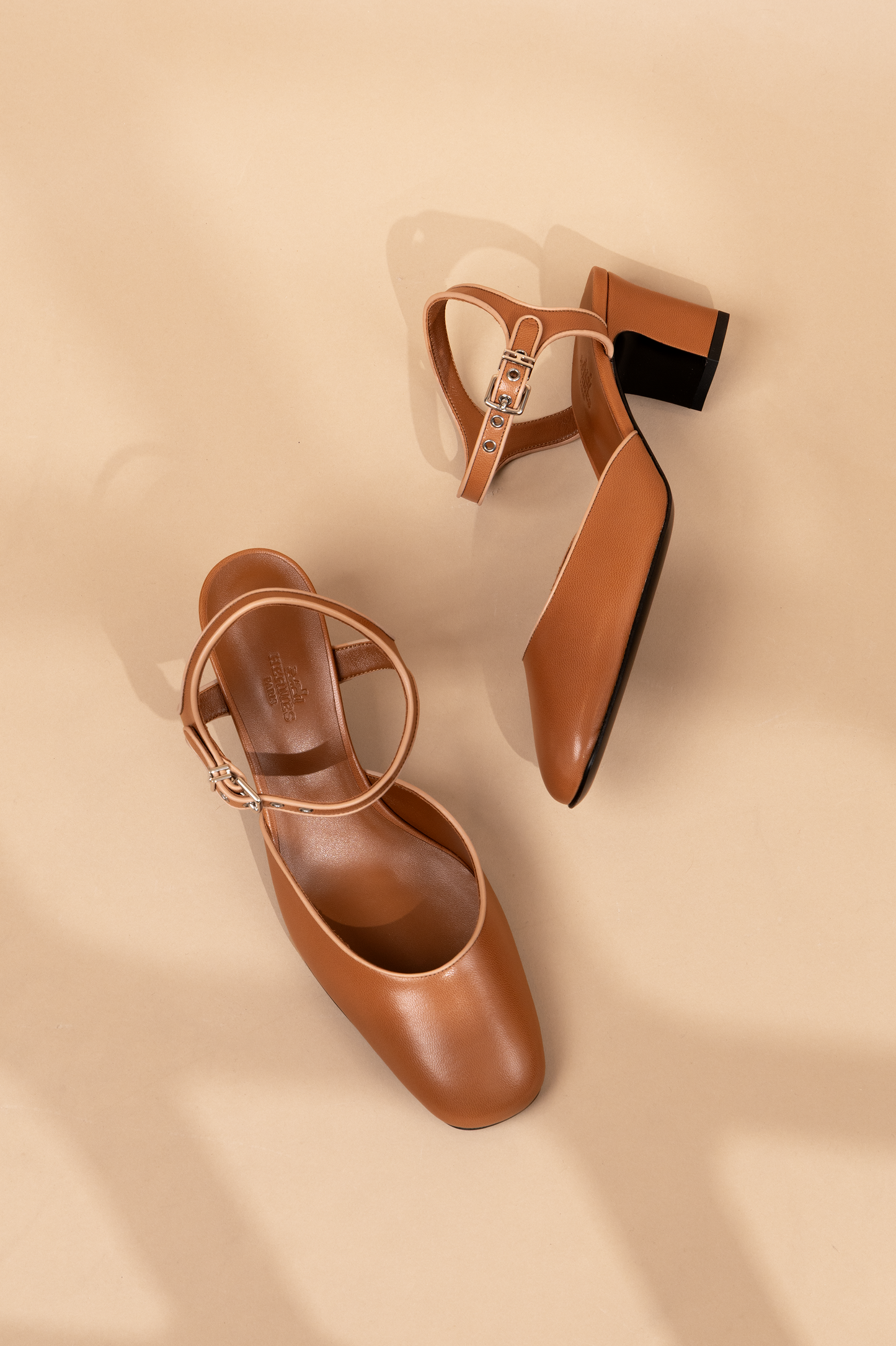 Hermès Kamilla 60 Pumps in Marron Alezan/Beige Perlino