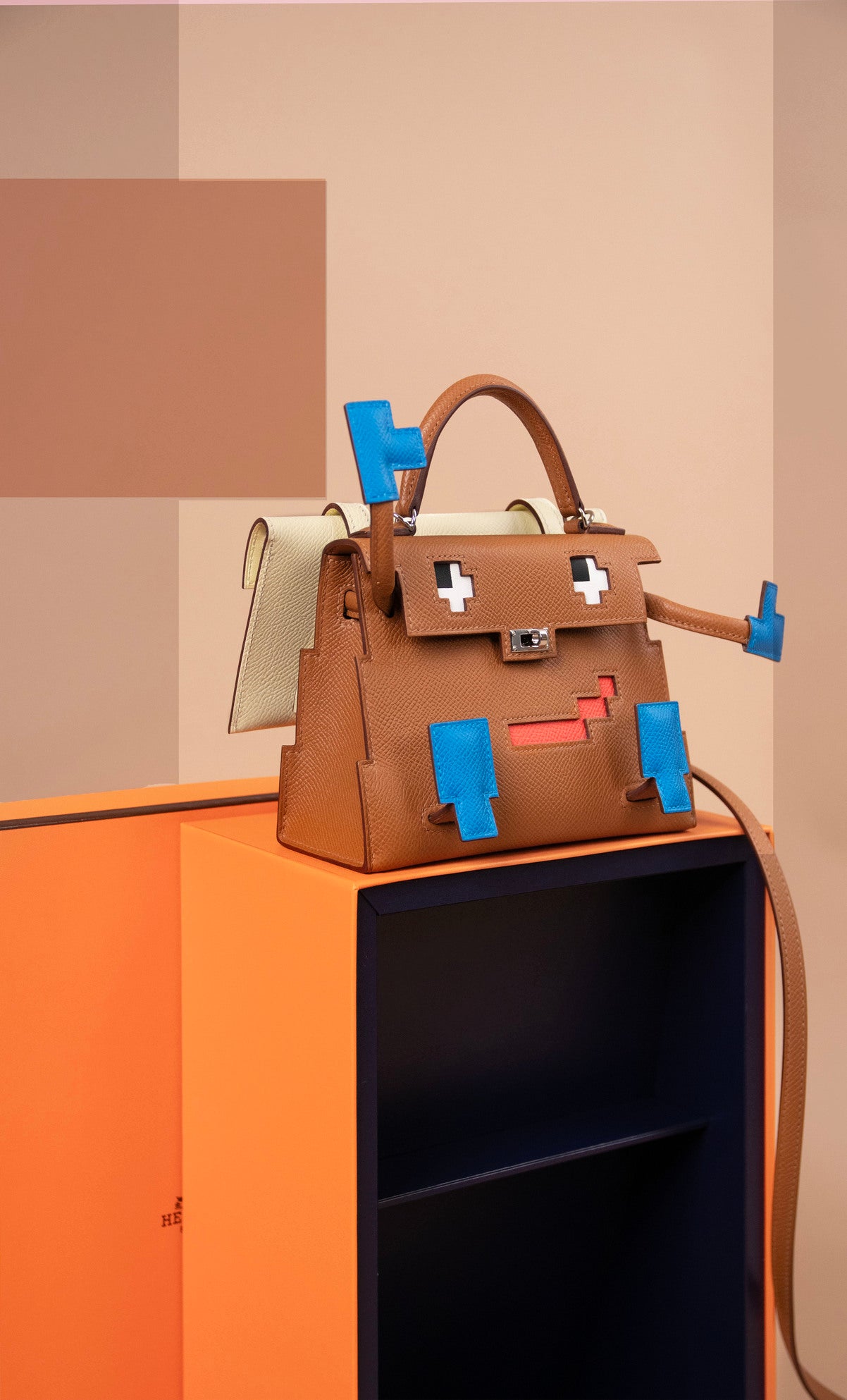 Hermès Kelly Mini Doll Picto in Gold PHW