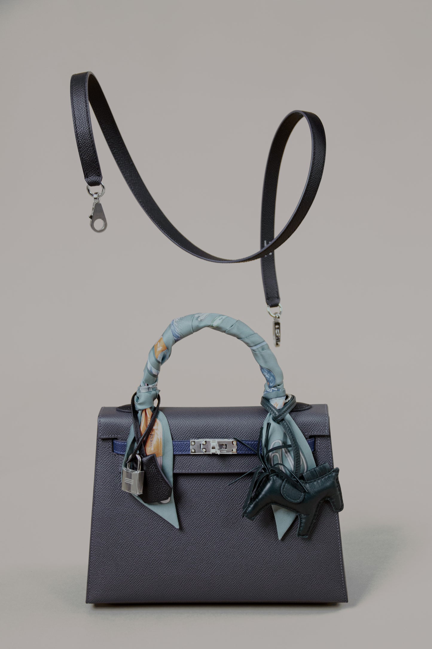Hermès Kelly 25 Epsom Tricolor Ardoise/Deep Blue/Black PHW