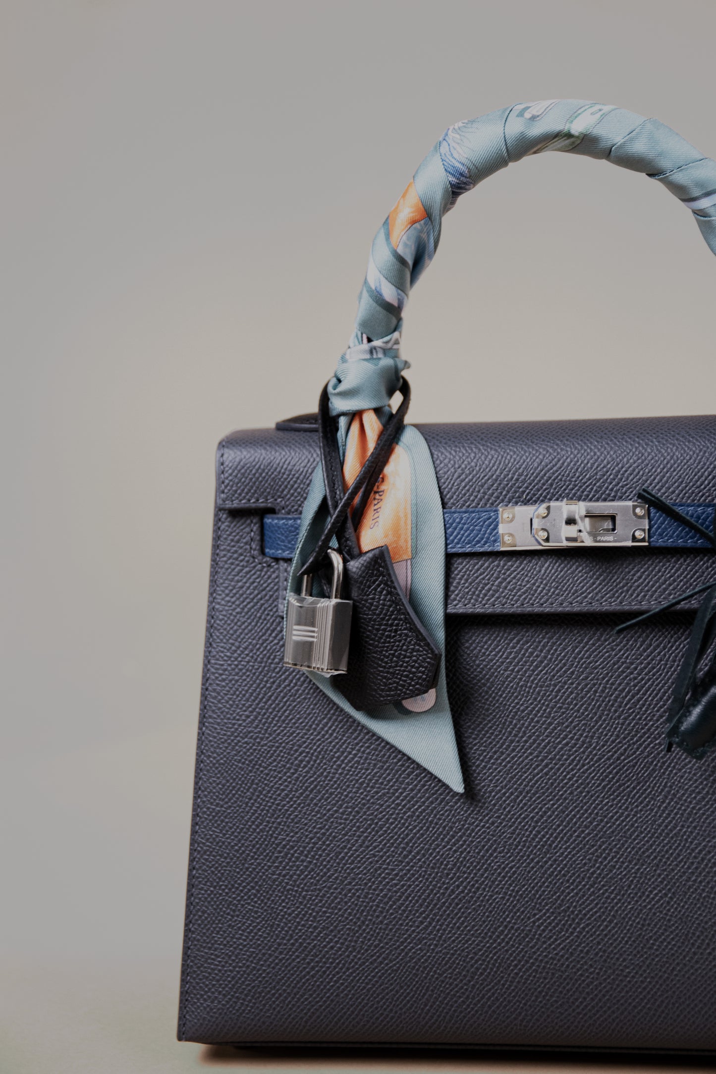 Hermès Kelly 25 Epsom Tricolor Ardoise/Deep Blue/Black PHW