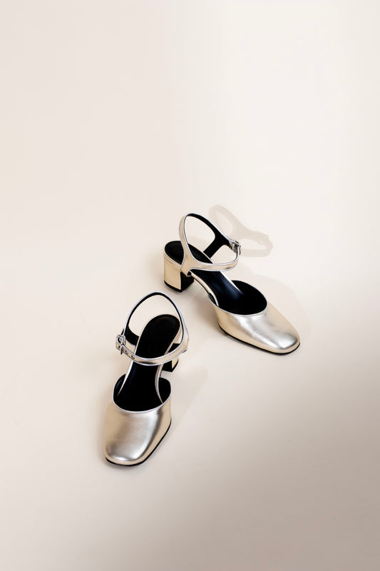 Hermès Kamilla 60 Pumps in Platine/Gris Argenté