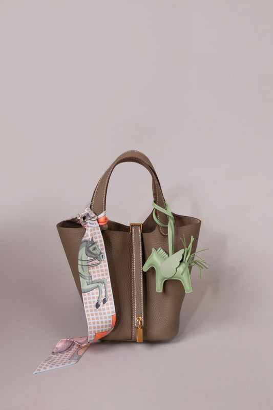 Hermès Picotin 18 Etoupe GHW