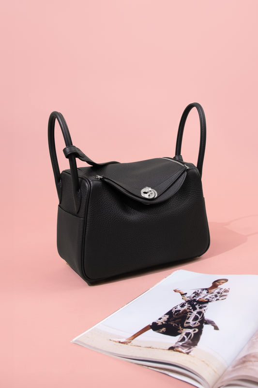 Hermès Lindy 26 Clemence Black PHW