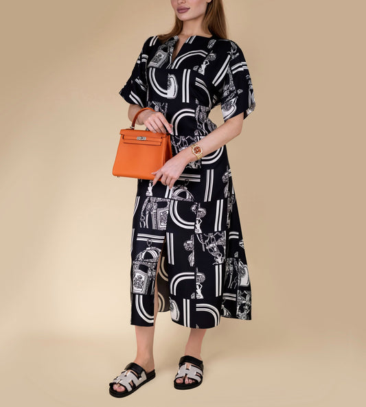 Hermès Black/White Caftan with Kelly 25 Orange PHW & Chypre Black Sandals