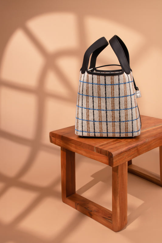 Hermès Limited Edition Picotin 18 in Écru/Noir/Fauve/Bleu Zanzibar PHW