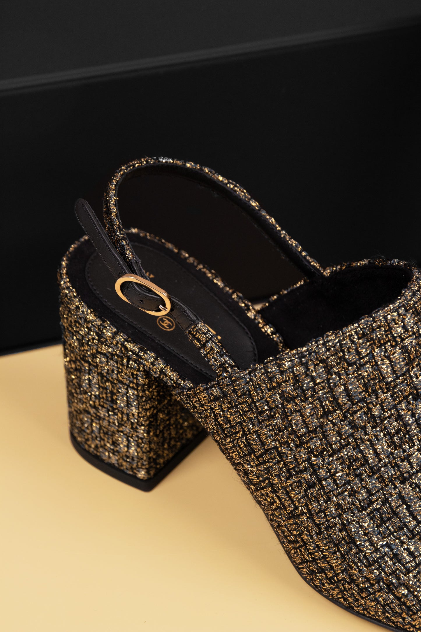 Chanel Black/Gold Tweed Slings