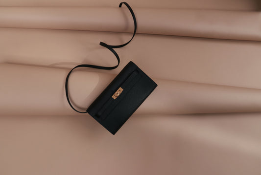 Hermès Kelly Wallet To Go Epsom in Black GHW