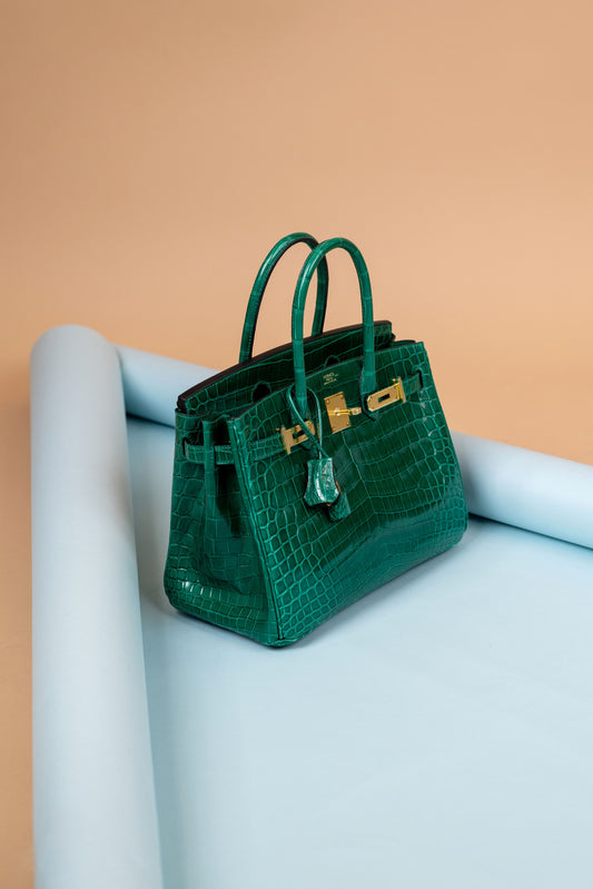 Hermès Birkin 30 Shiny Crocodile in Emerald Green GHW