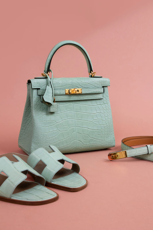 Hermès Kelly 25 Matte Alligator with Kelly Belt & Oran Sandals in Vert D'eau