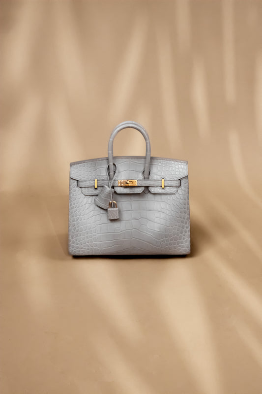 Hermès Birkin 25 Matte Alligator in Gris Perle GHW