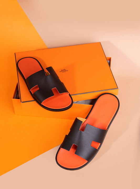 Hermès Izmir Sandals in Orange/Brown