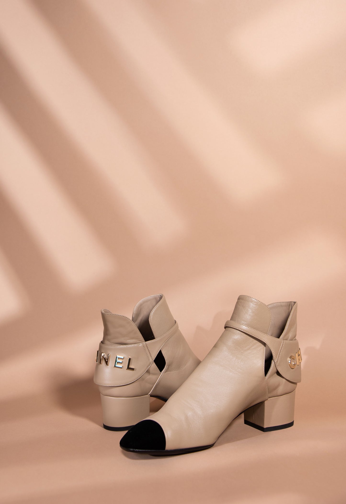 Chanel Ankle Boots in Beige/Black