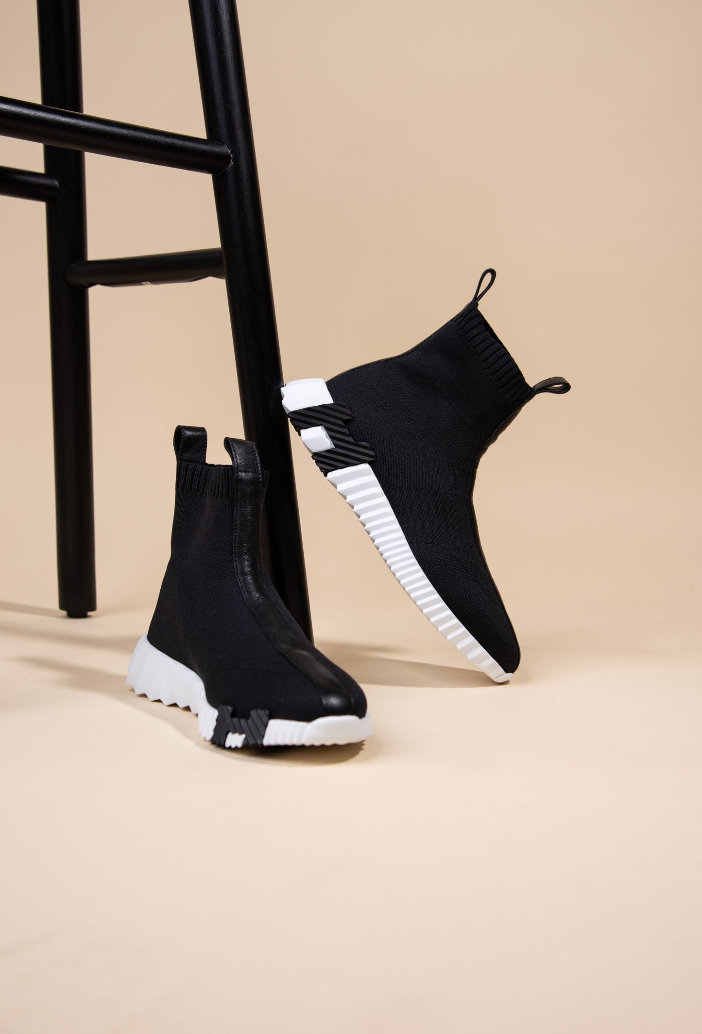 Hermès - Fun Sneakers in Black & White