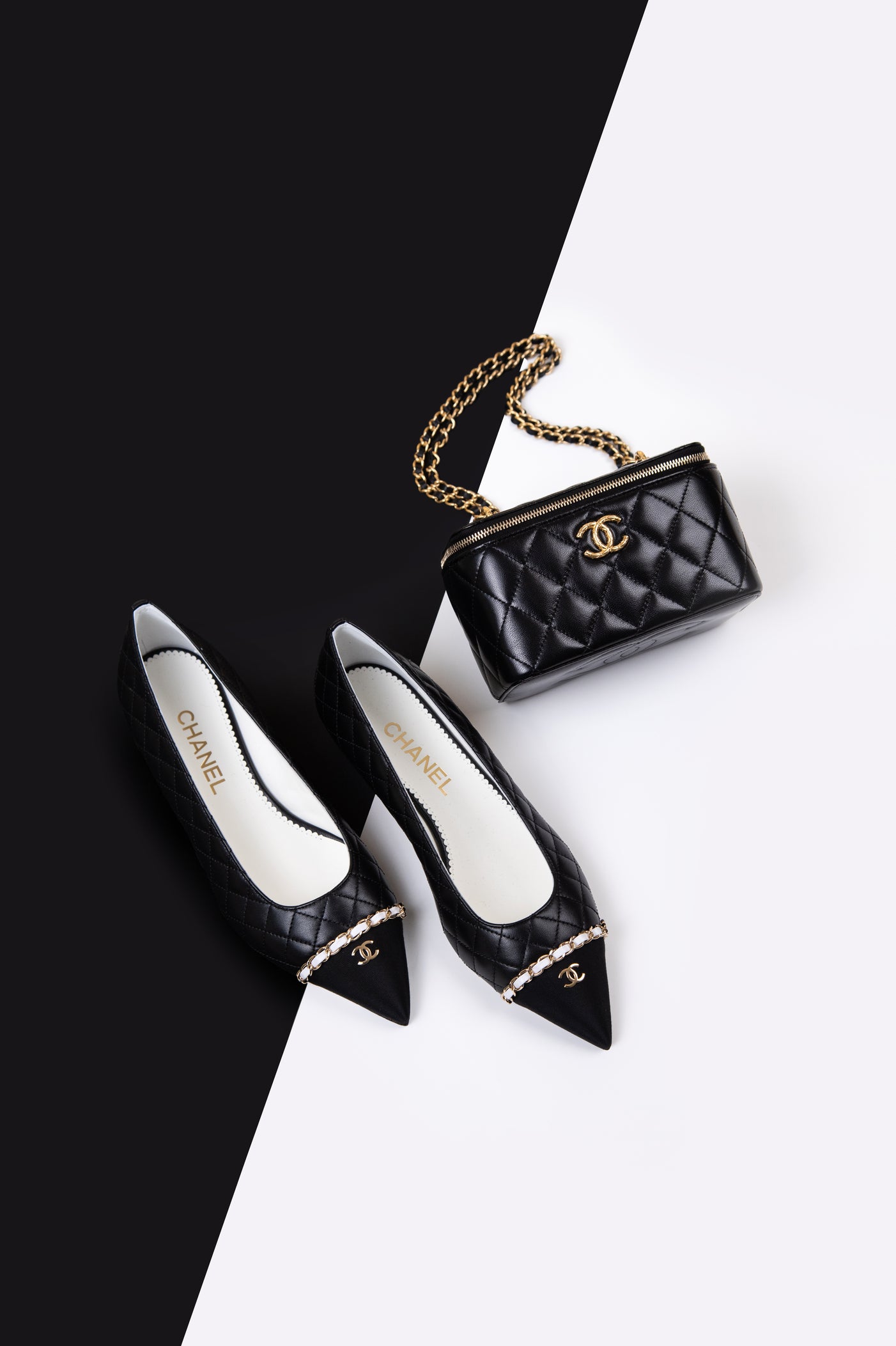 Chanel - Vantiy Case in Black with CC Slingbacks