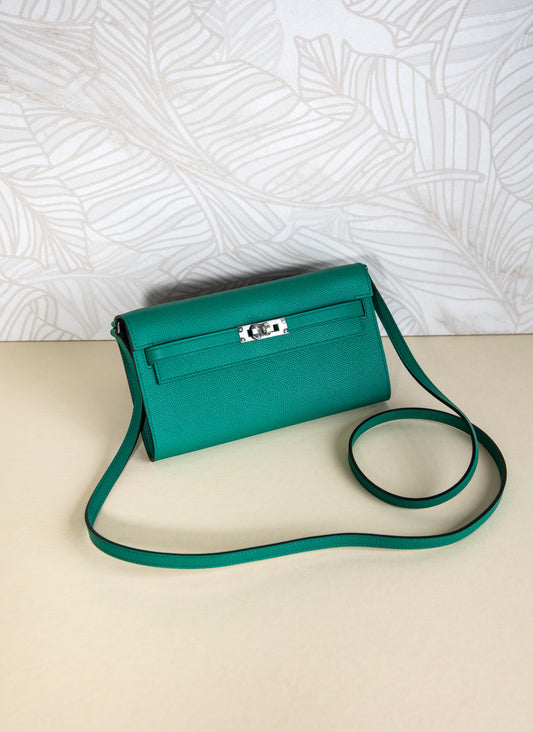 Hermès Kelly To Go in Vert Jade PHW