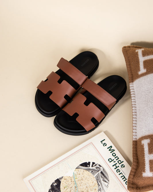 Hermès - Chypre Sandals in Natural
