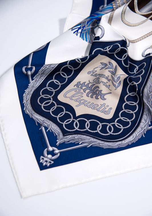 Hermès Cliquetis Scarf 90 in Blanc/Marine/Ébène