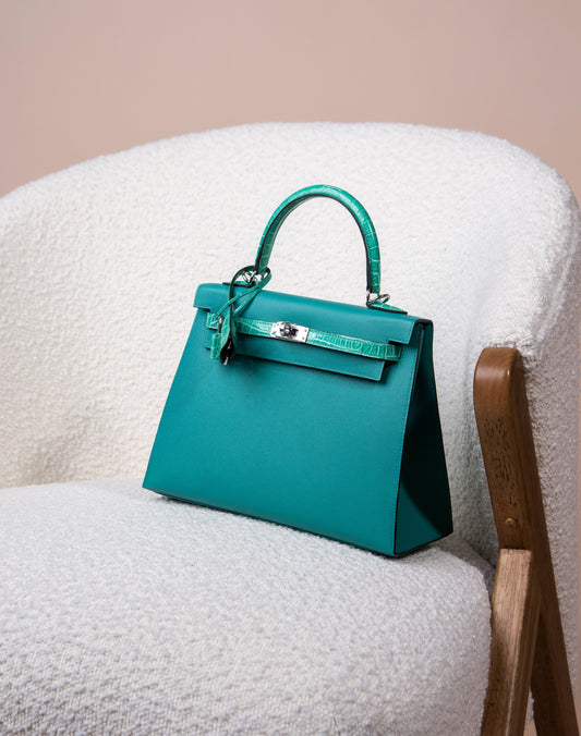 Hermès Kelly 25 Madame Leather & Shiny Crocodile in Vert Verone and Vert Jade