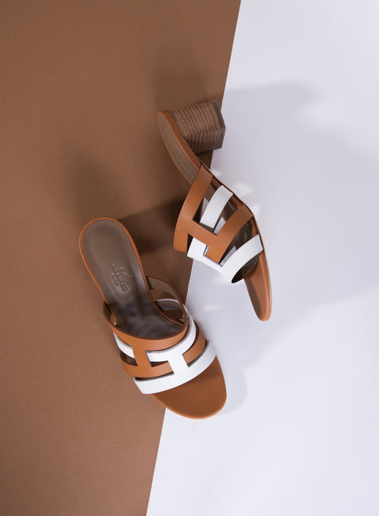 Hermès Amica Sandals in White/Natural