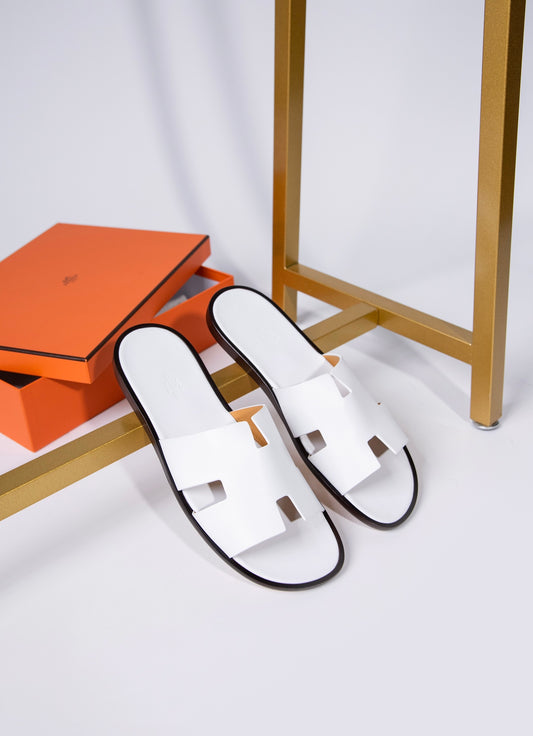 Hermès Izmir Sandals in Blanc