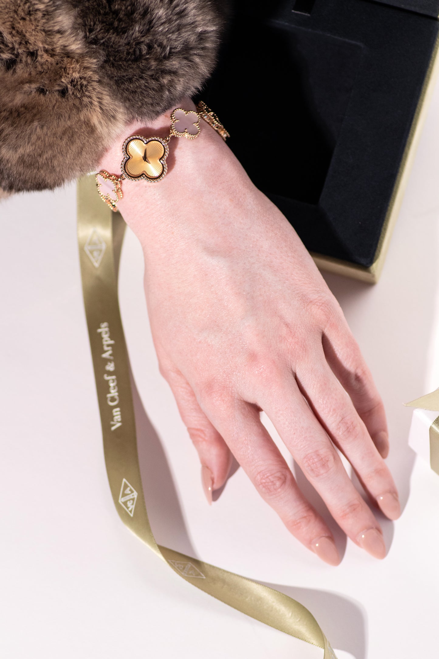 Van Cleef Alhambra MOP Pink Bracelet Watch