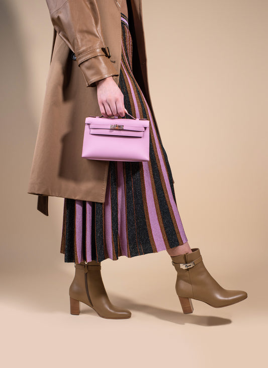 Max Mara Trench Coat with Hermès Kelly Pochette in Muave
