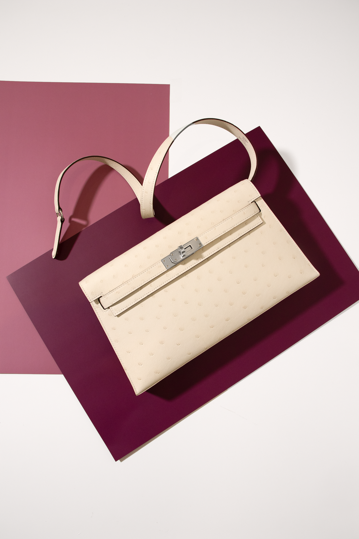 Hermès Kelly Pochette in Nata Ostrich PHW