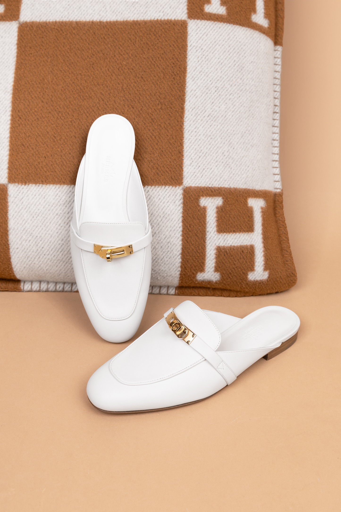 Hermès Oz Mule in White GHW