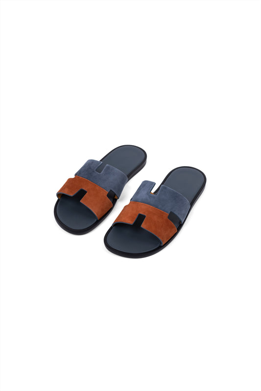 Hermès Izmir Sandals in Rouge Clay/Gris