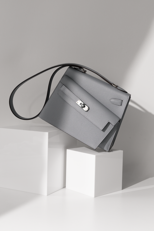 Hermès Kelly Desordre Epsom Bag in Gris Pantin PHW