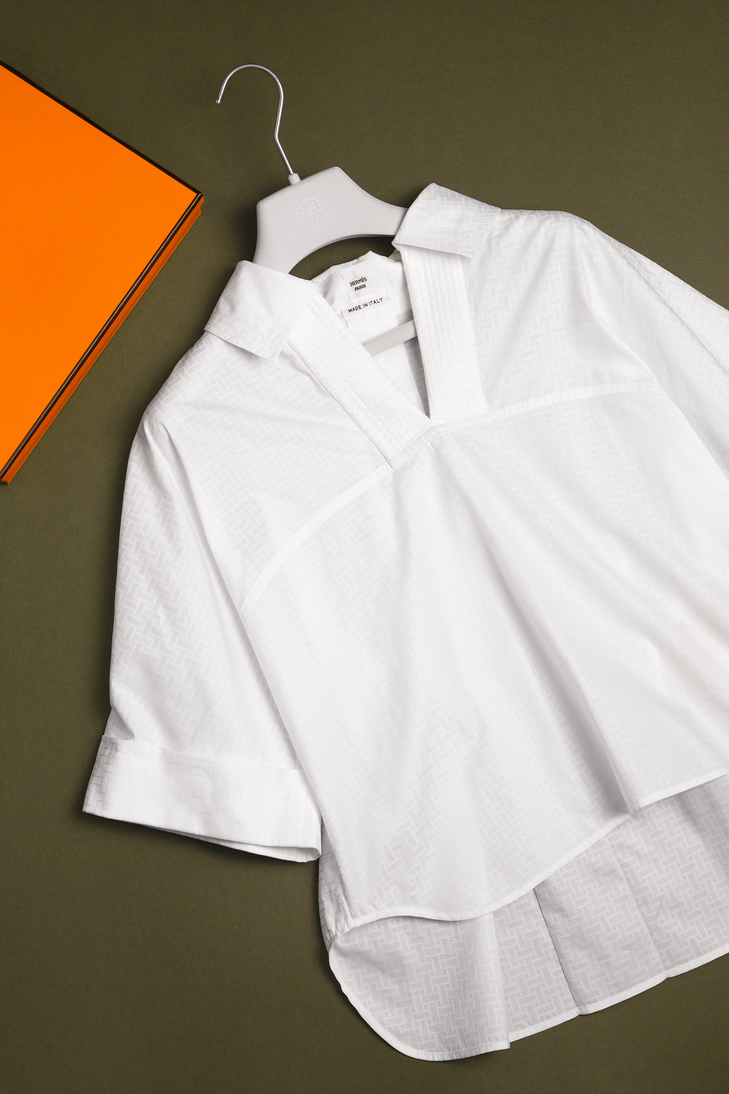 Hermès Cropped Polo Blouse in Blanc