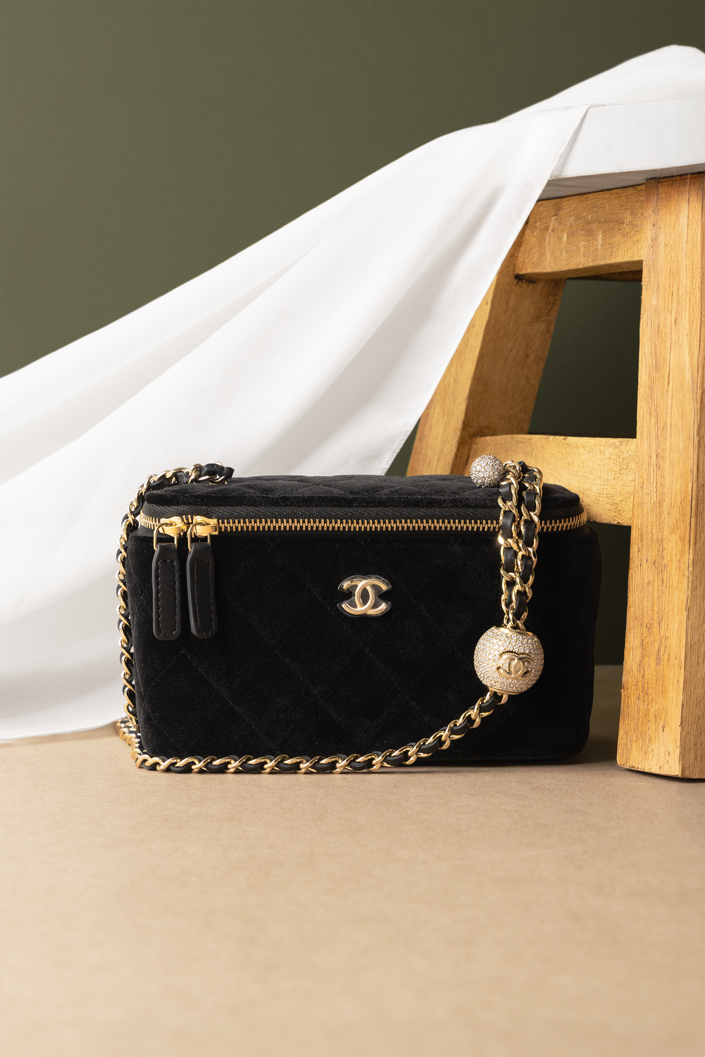 Chanel Suede Vanity with Adjustable Chain in Black