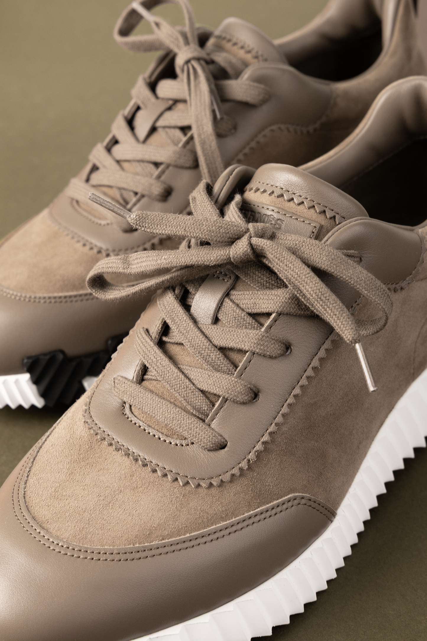 Hermès Bouncing Sneaker in Étoupe