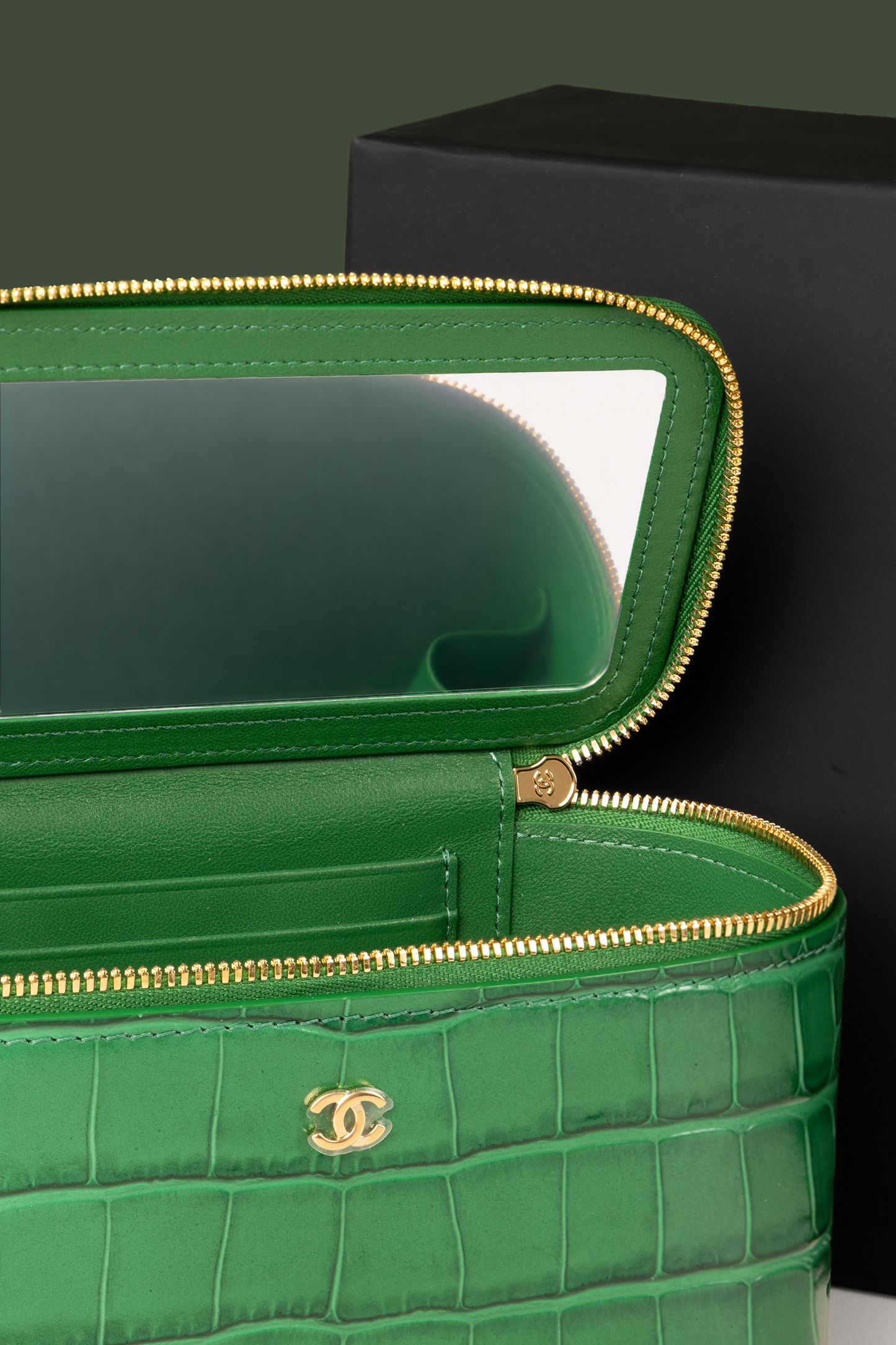 Chanel Green Crocodile Embossed Vanity Case with Chain