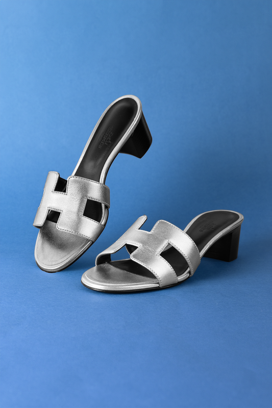 Hermès Oasis Gris Argenté Sandals