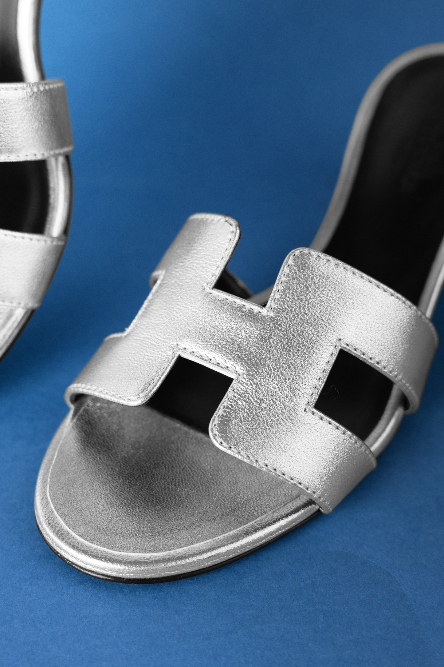 Hermès Oasis Gris Argenté Sandals