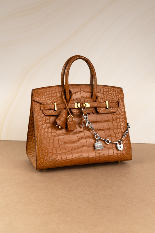 Hermès Birkin 25 Matte Alligator Sellier Gold GHW with Bijou de Birkin N°1 Charm