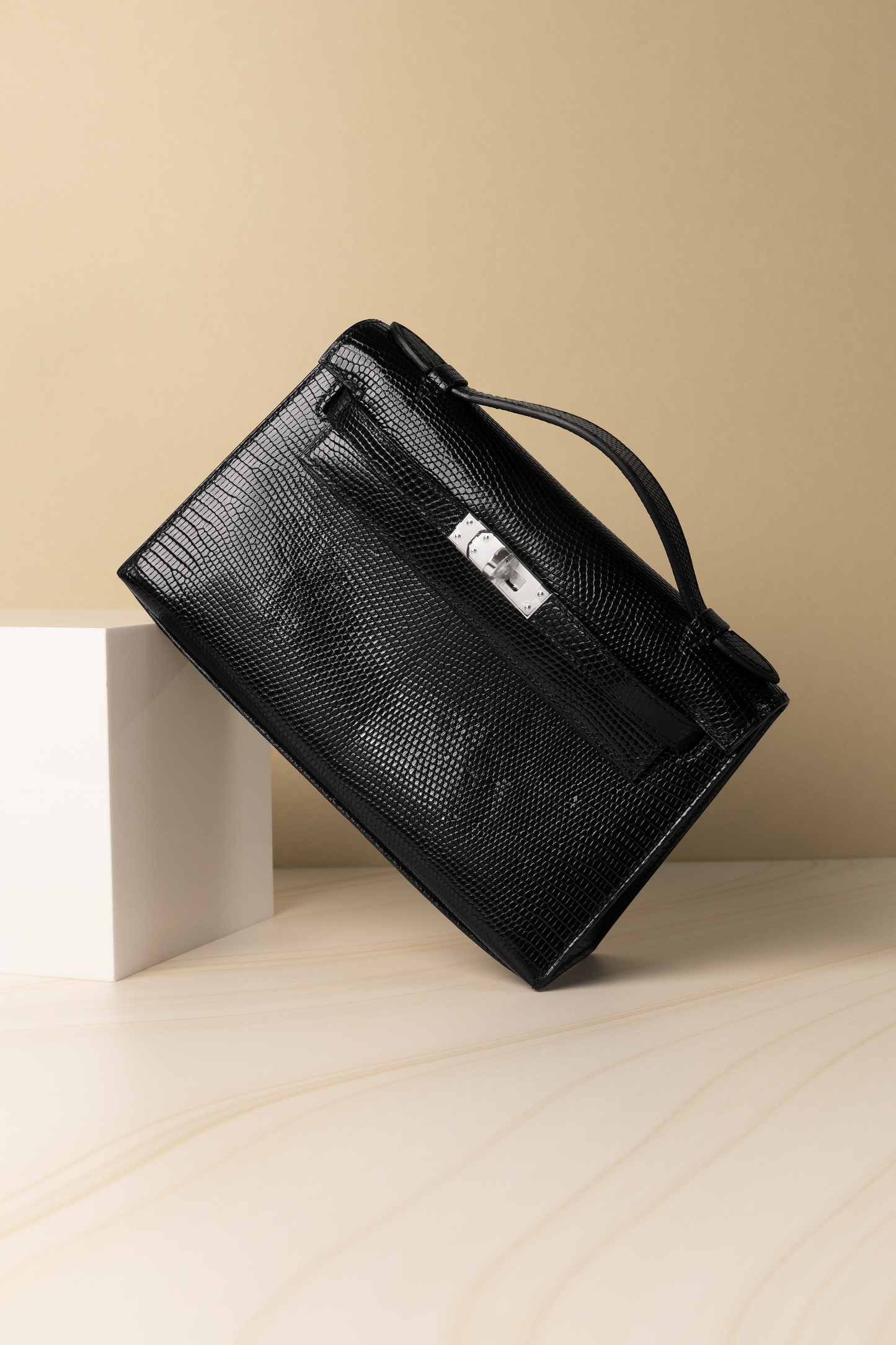 Hermès Kelly Pochette Black Lizard PHW