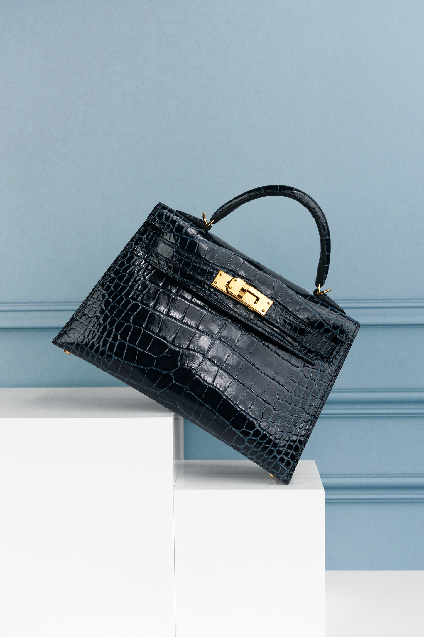 Hermès Mini Kelly Alligator in Vert Rousseau with Gold Hardware