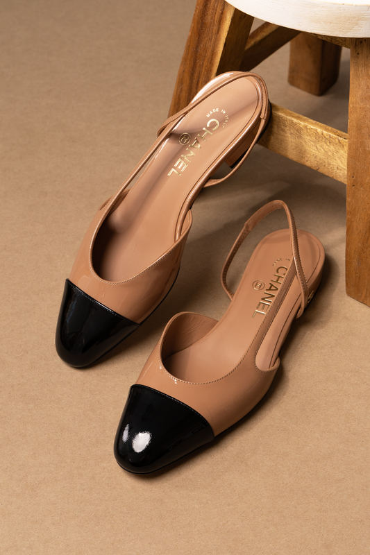Chanel Flat Slingbacks in Nude/Black