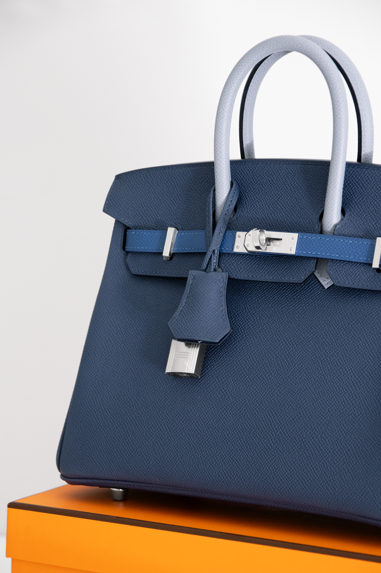 Hermès Birkin 25 Epsom Tricolor in Blue Tie/Blue Abysse/Gris Pantin in PHW