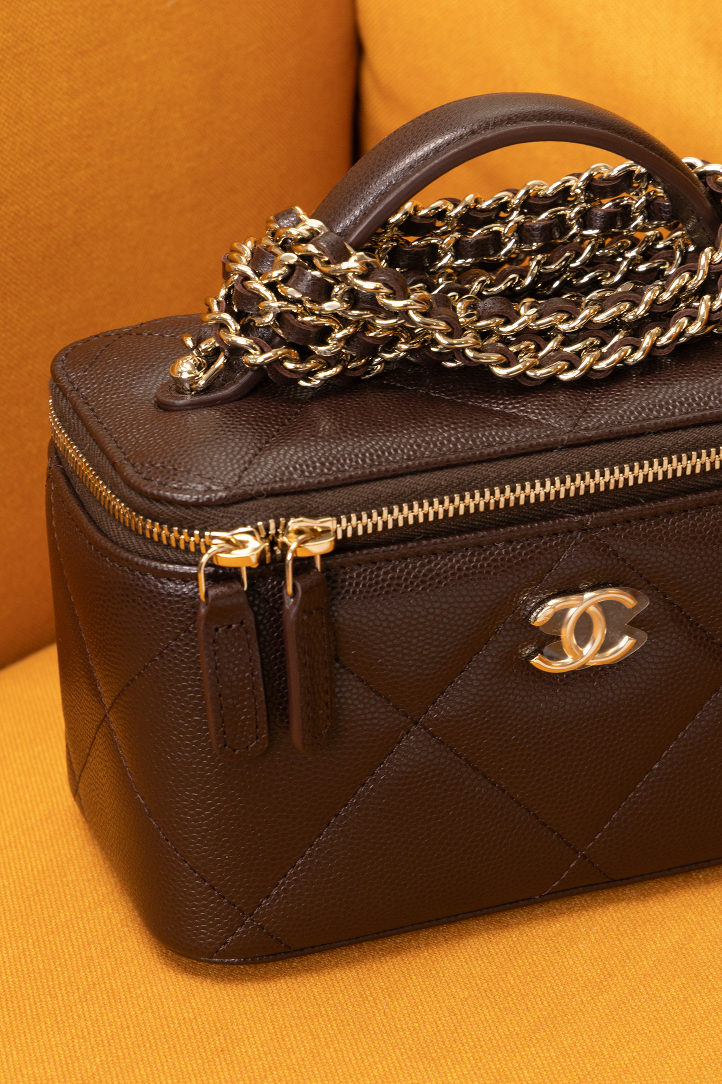 Chanel Vanity Case Caviar with Chain in Dark Brown