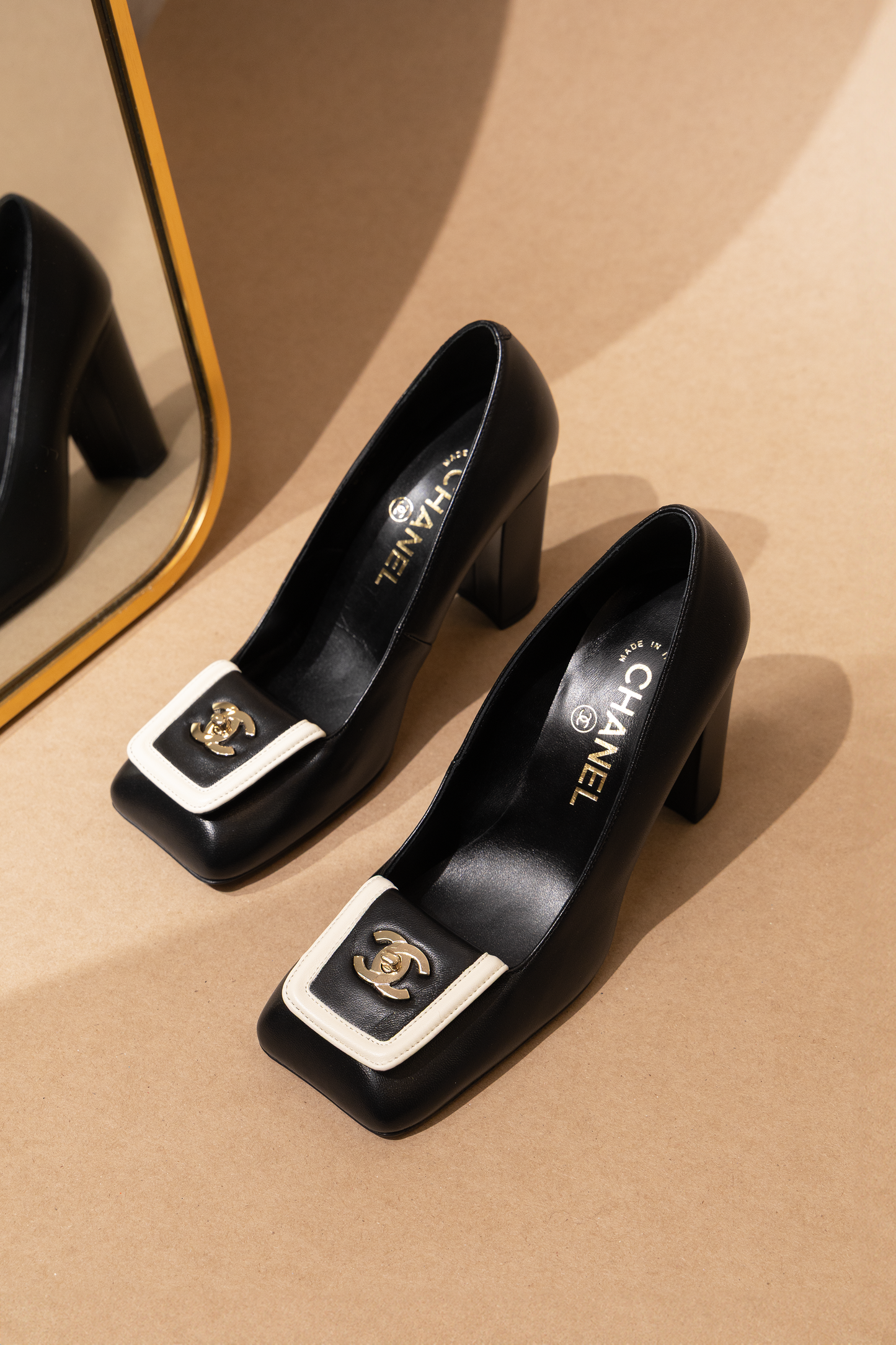 Chanel Black/Ivory CC Leather Pumps