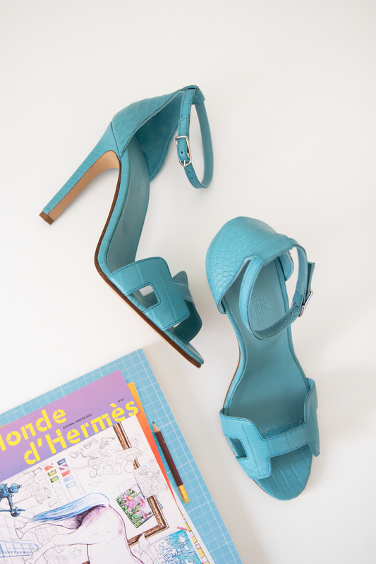 Hermès Premiere Sandals in Blue Sai Matte Alligator