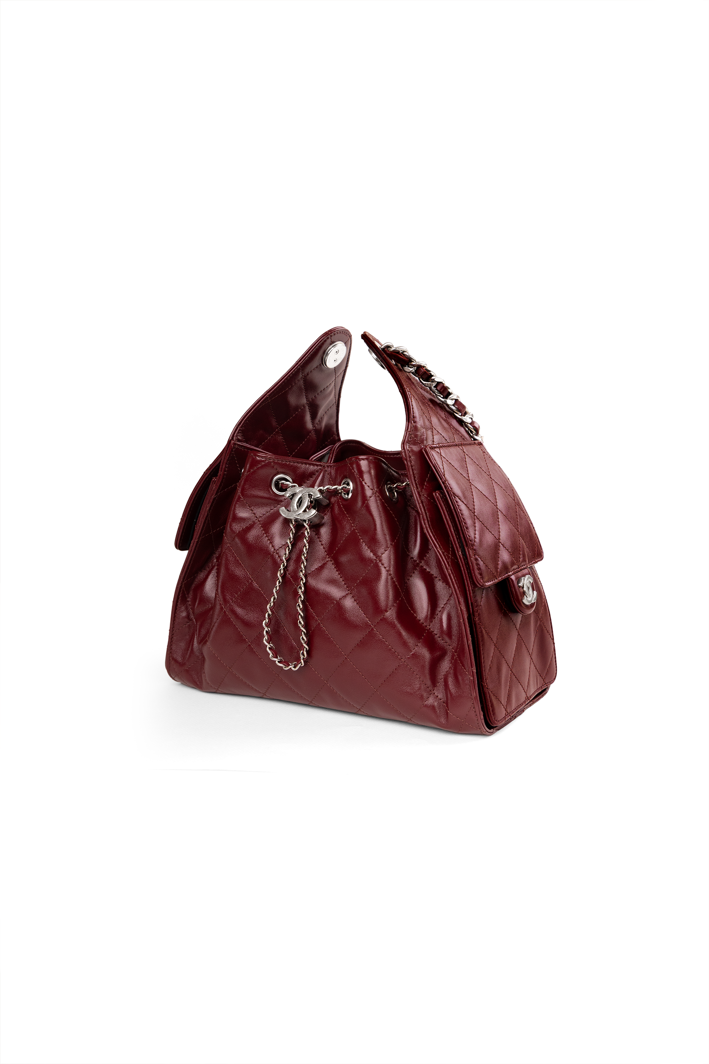 Chanel Small Hobo 25 Bag Shiny Lambskin in Burgundy