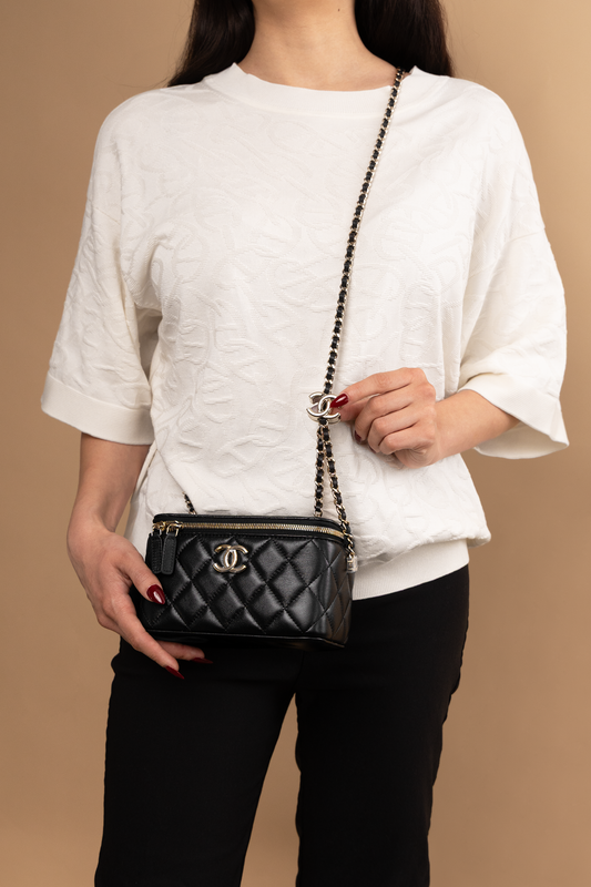 Chanel Black Shiny Lambskin Vanity Case With Adjustable Chain