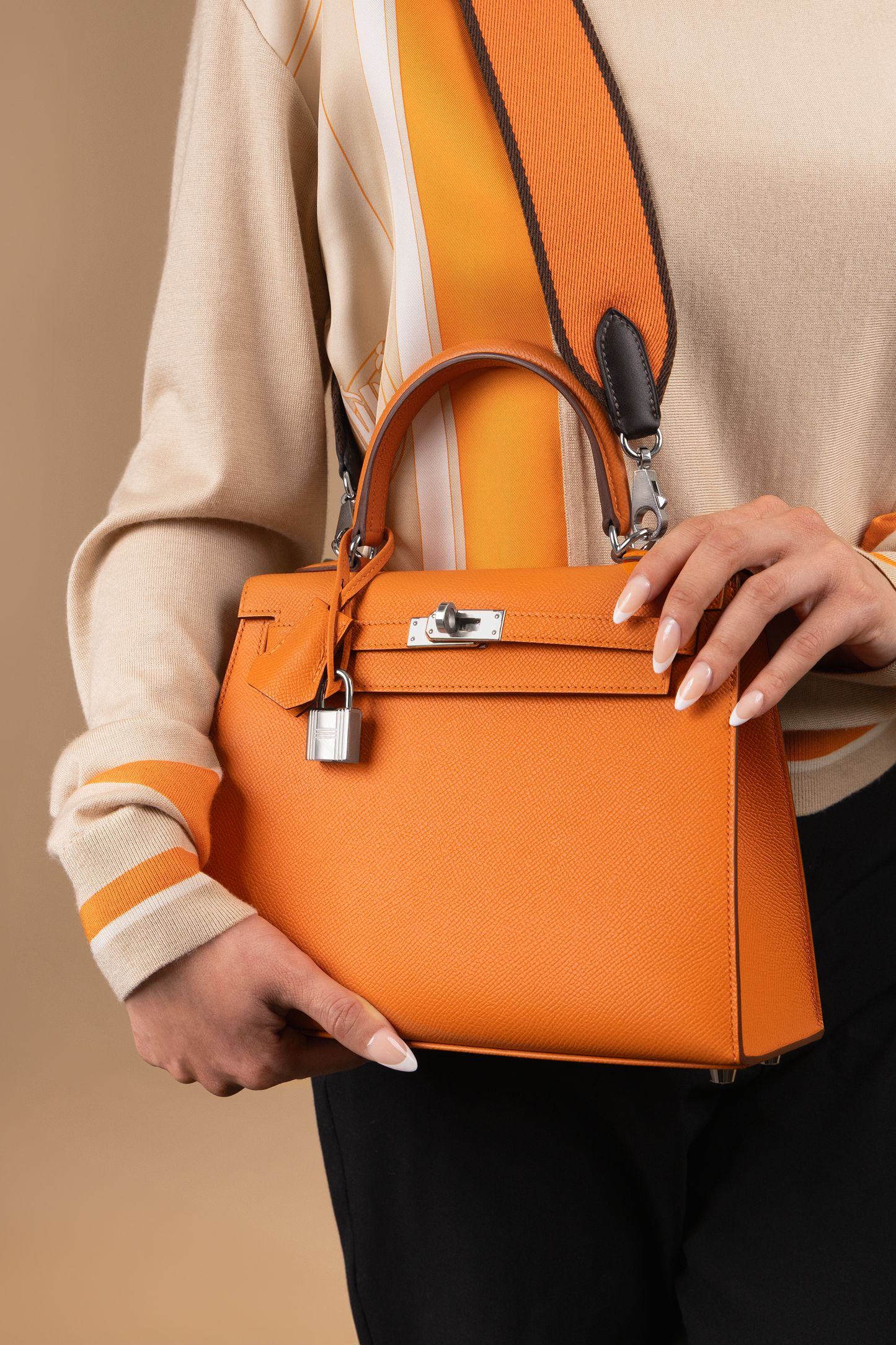 Hermès Kelly 25 Epsom Orange PHW with Hermès Orange/Brown Fabric Strap