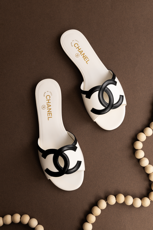Chanel CC Mules in White/Black