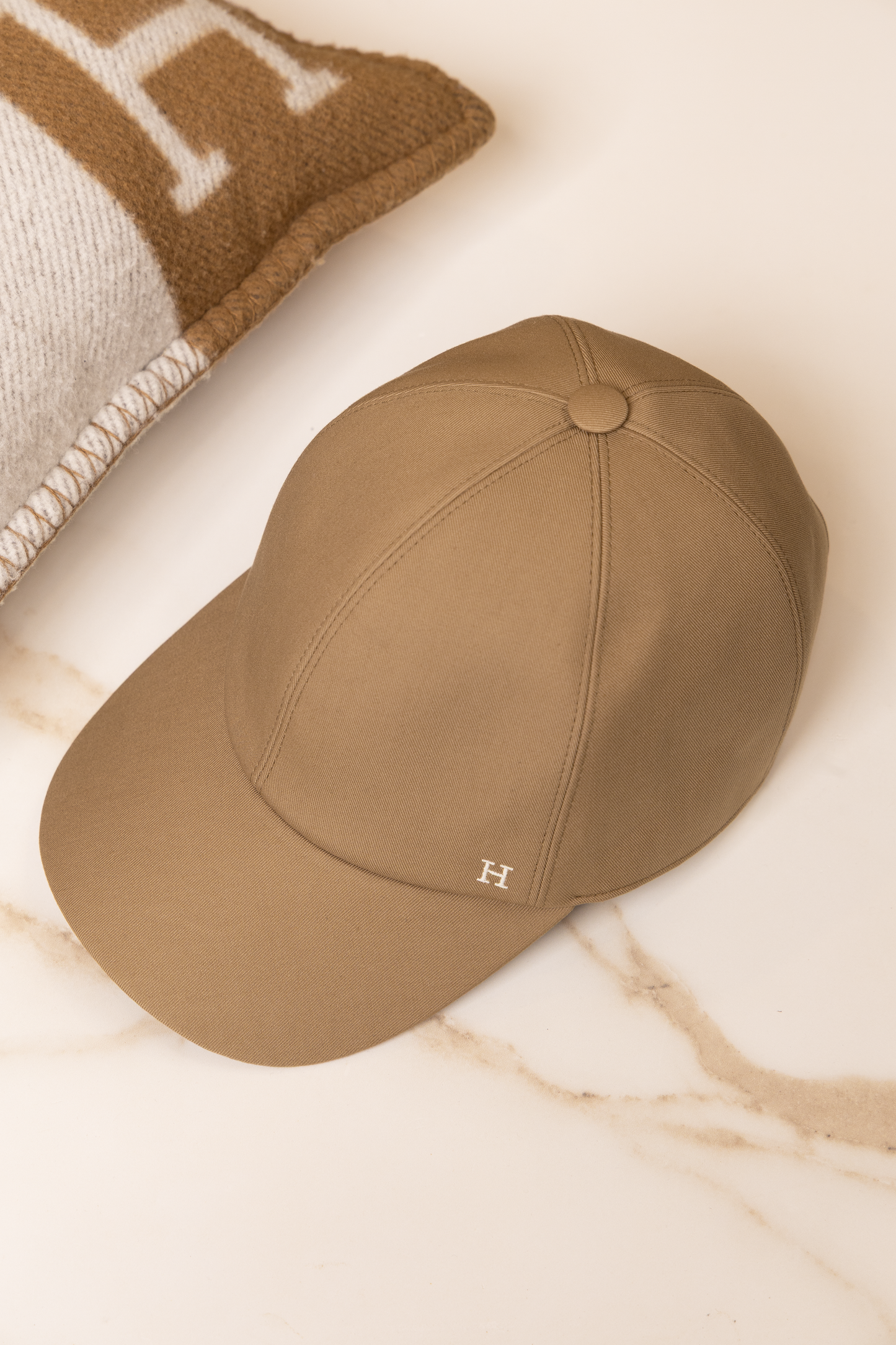 Hermès Riley H Droit Cap in Biscuit